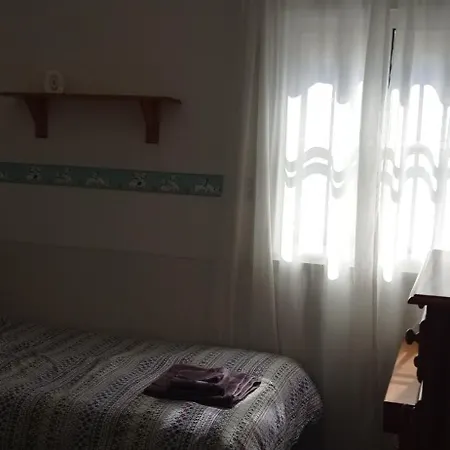 Casa Con Jardín Privado Cerca De La Playa, Descansar Y Relajarse